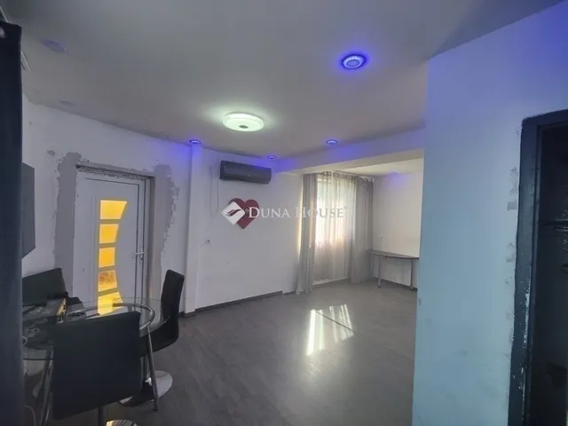 Eladó lakás Üllő 32 nm