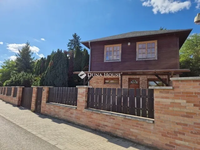 Eladó ház Gomba 167 nm