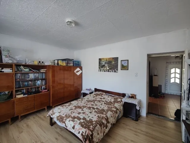 Eladó ház Úri 86 nm