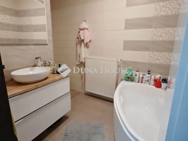 Eladó lakás Cegléd 50 nm