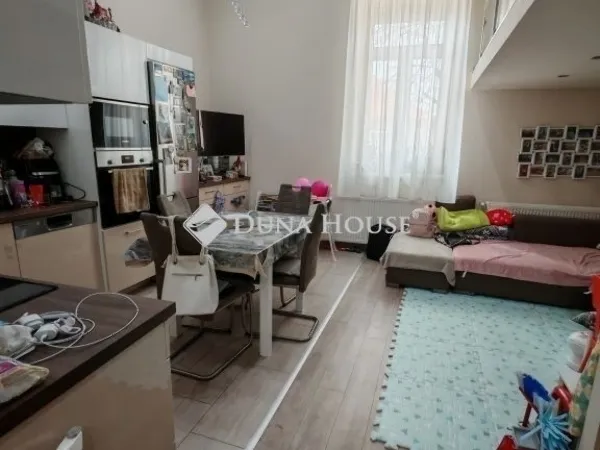 Eladó lakás Cegléd 50 nm