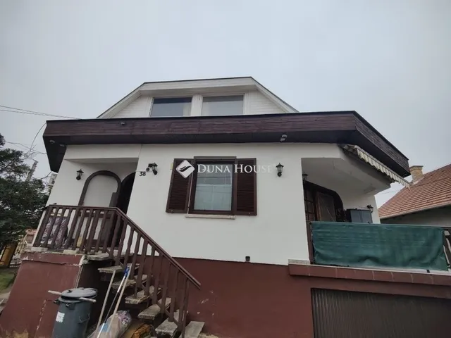 Eladó ház Vecsés 186 nm