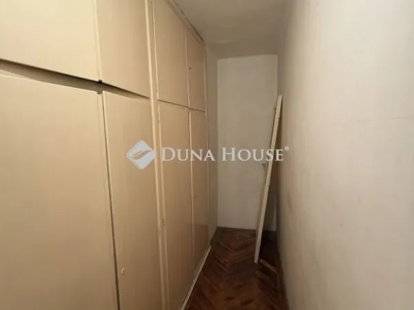 Eladó lakás Cegléd 53 nm