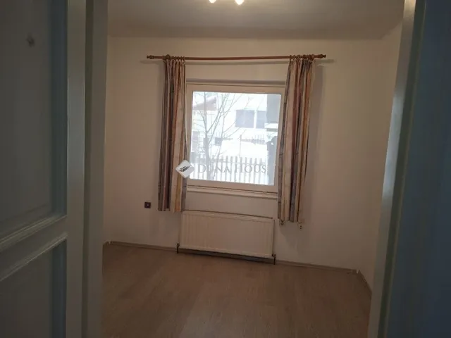 Eladó ház Sülysáp 175 nm