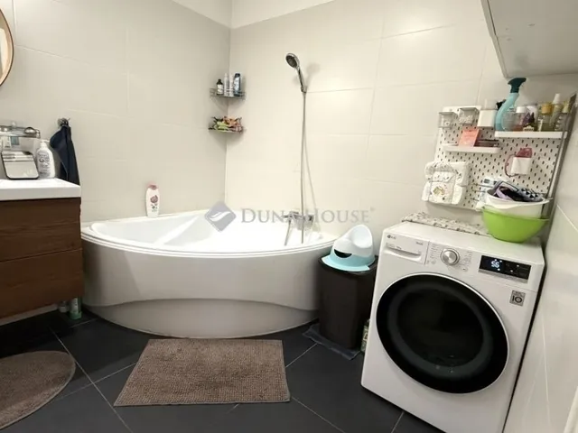 Eladó lakás Gyömrő 74 nm