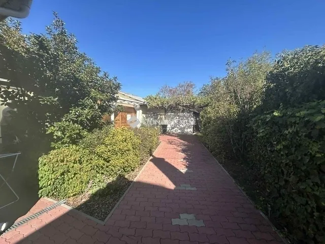 Eladó ház Vecsés 80 nm