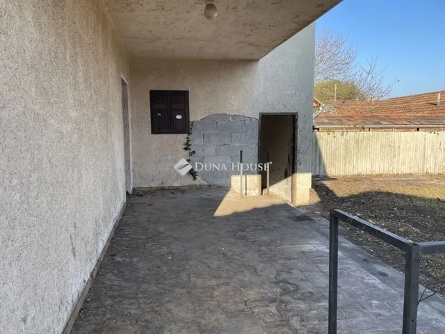 Eladó ház Monor 89 nm