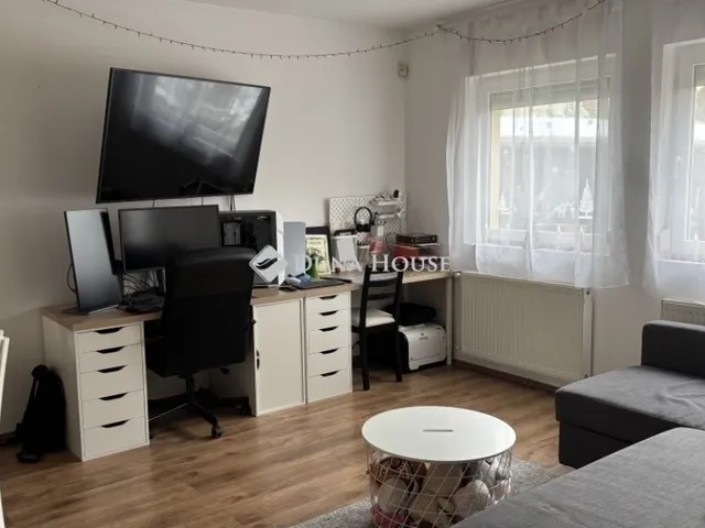 Eladó ház Üllő 65 nm