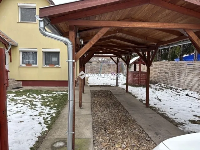 Eladó ház Üllő 65 nm