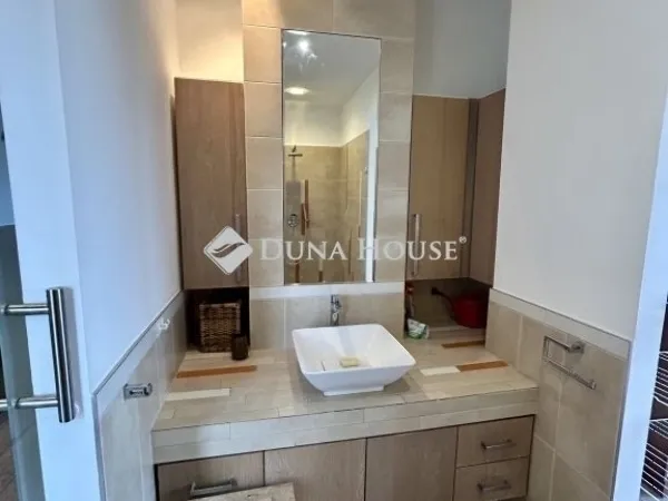 Eladó lakás Budapest X. kerület 79 nm