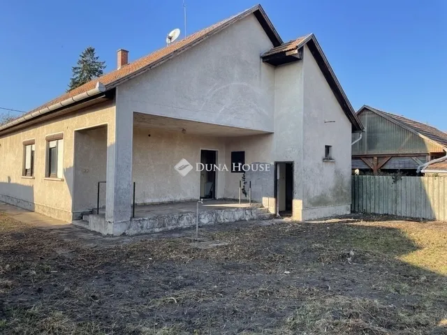 Eladó ház Monor 89 nm