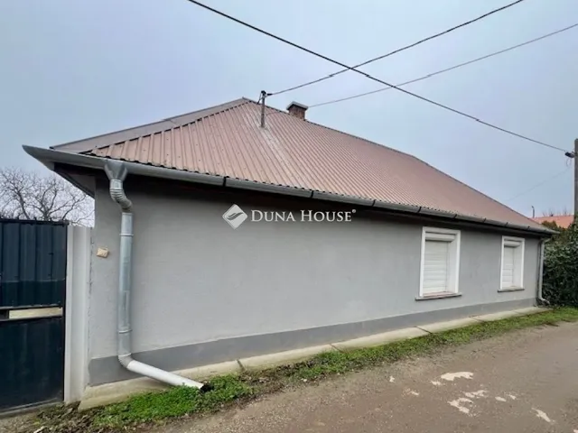 Eladó ház Pilis 45 nm