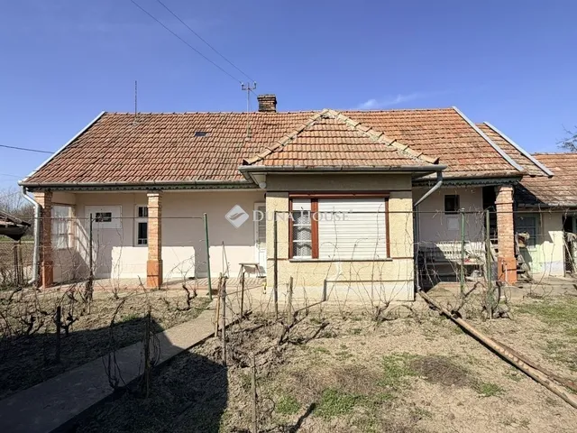 Eladó ház Pánd 60 nm
