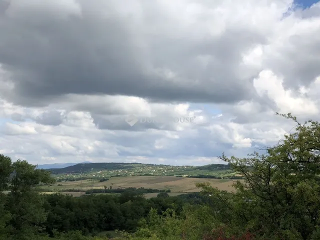 Eladó telek Mogyoród 39922 nm