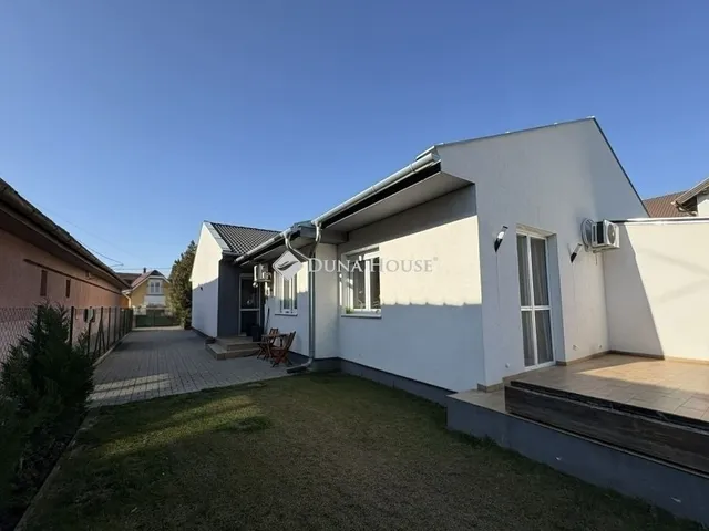 Eladó ház Ócsa 85 nm