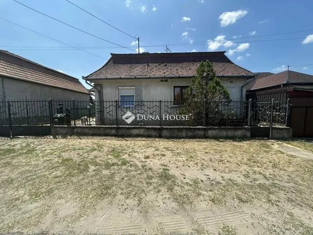 Eladó ház Monorierdő 100 nm