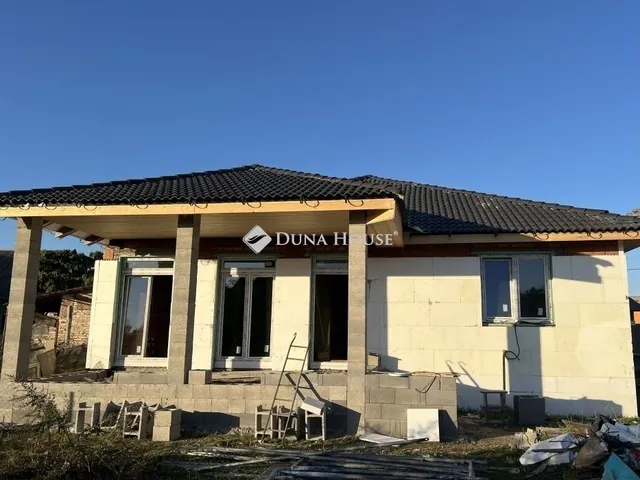 Eladó ház Pilis 90 nm