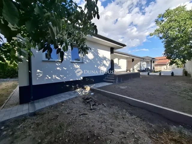 Eladó ház Gyál 88 nm