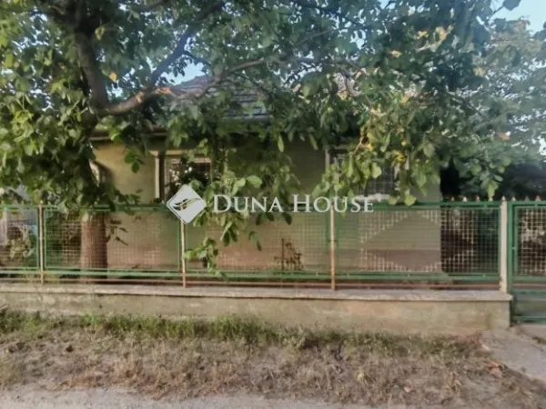 Eladó mezőgazdasági ingatlan Pilis 52 nm