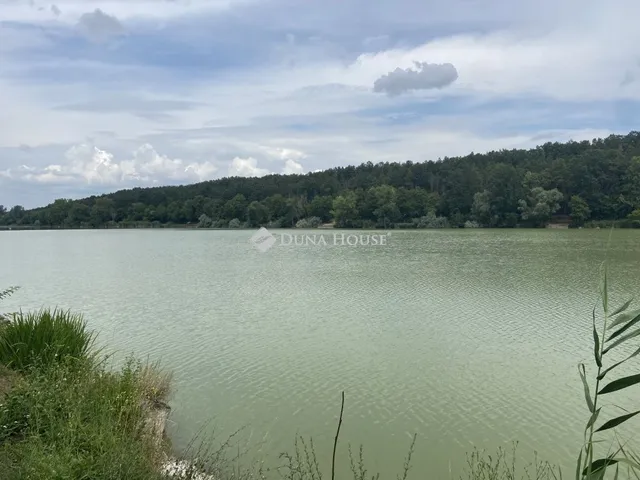 Eladó ház Gomba 27 nm