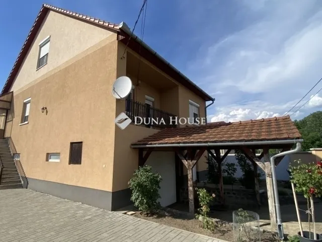 Eladó ház Tápióság 130 nm