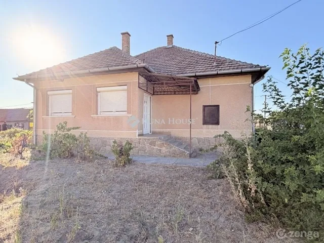 Eladó ház Vasad 105 nm