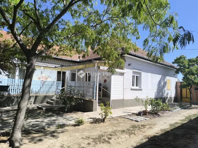 Eladó ház Cegléd 105 nm