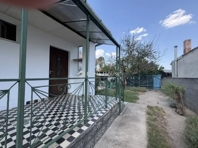 Eladó ház Vecsés 130 nm