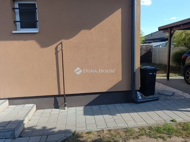 Eladó ház Üllő 96 nm