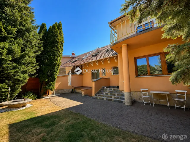 Eladó ház Budapest XVII. kerület 198 nm