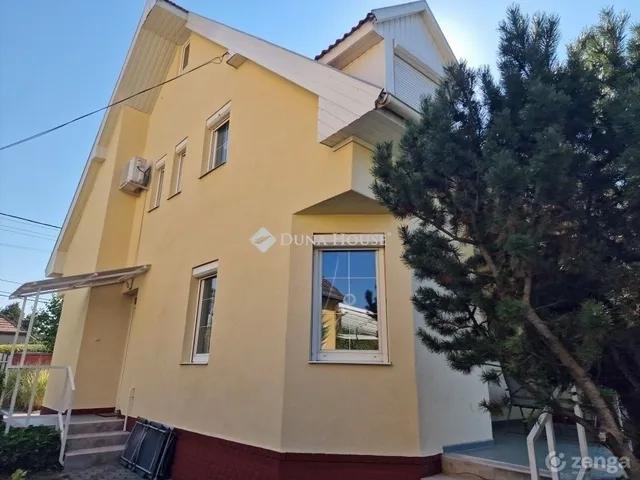 Eladó lakás Budapest XVII. kerület 118 nm