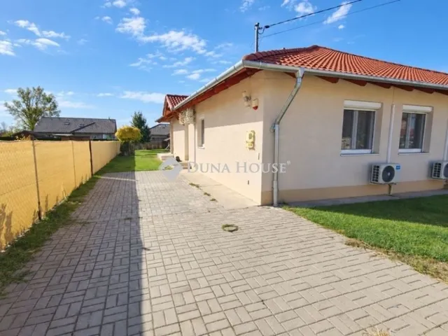Eladó ház Nagytarcsa 98 nm