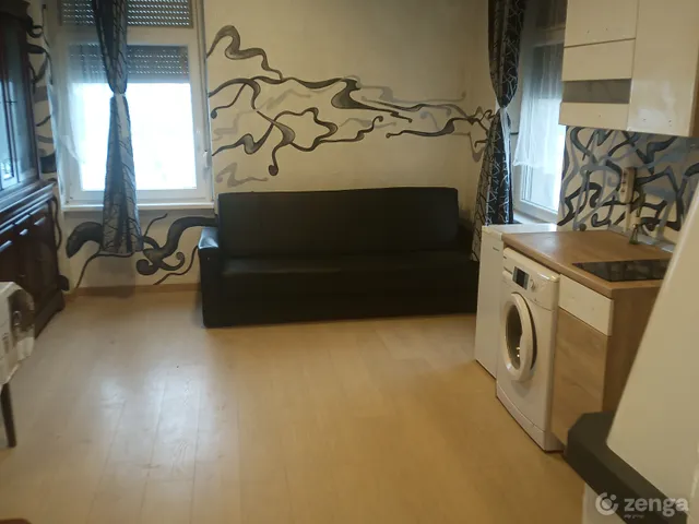 Eladó lakás Győr 21 nm