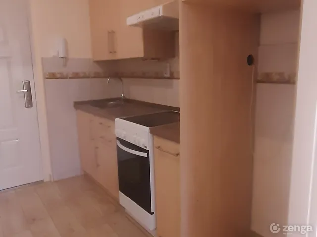 Kiadó lakás Veszprém, Újtelep 32 nm