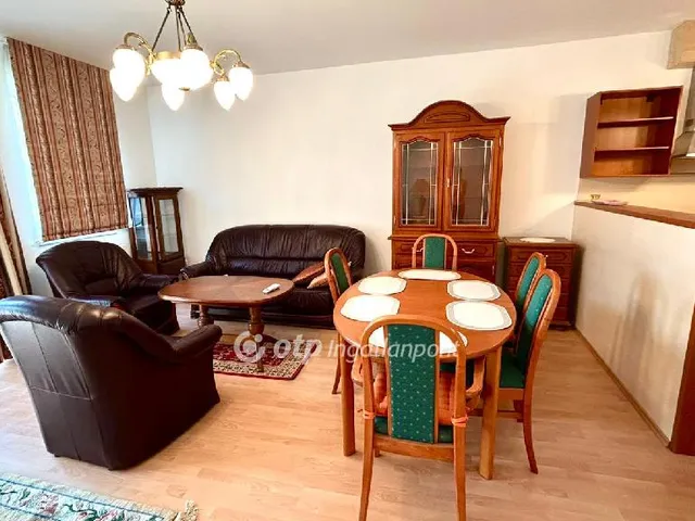 Eladó lakás Győr, Belváros 75 nm