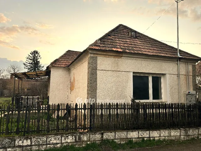 Eladó ház Kenyeri 50 nm