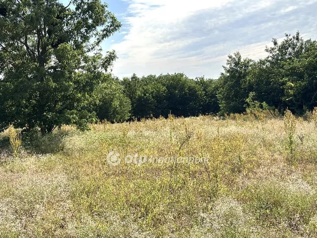 Eladó telek Bársonyos 1788 nm