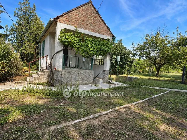 Eladó telek Tét 2954 nm