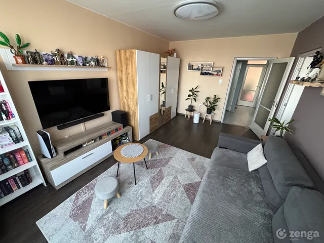 Eladó lakás Komló, Szilvás 64 nm