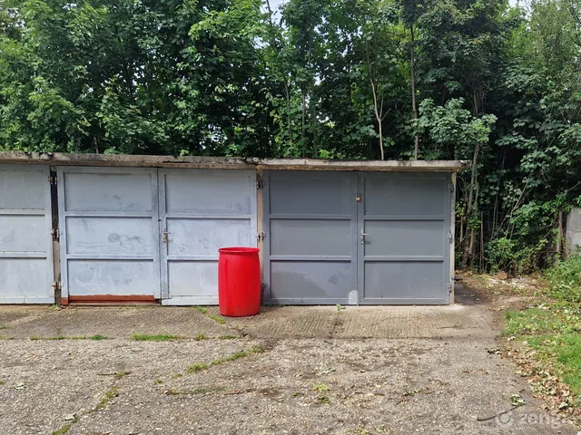 Eladó garázs Sopron, Ágfalvi út 26 15 nm