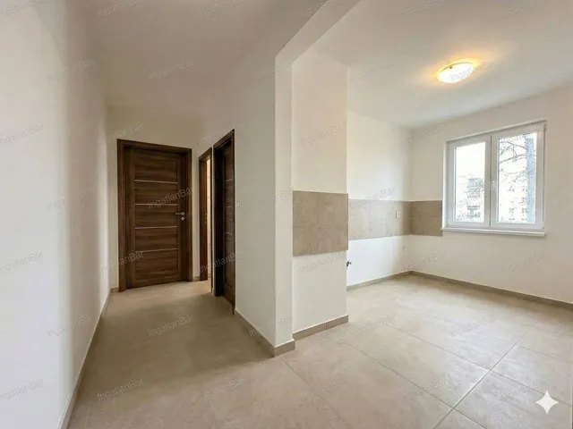 Eladó lakás Múcsony 57 nm