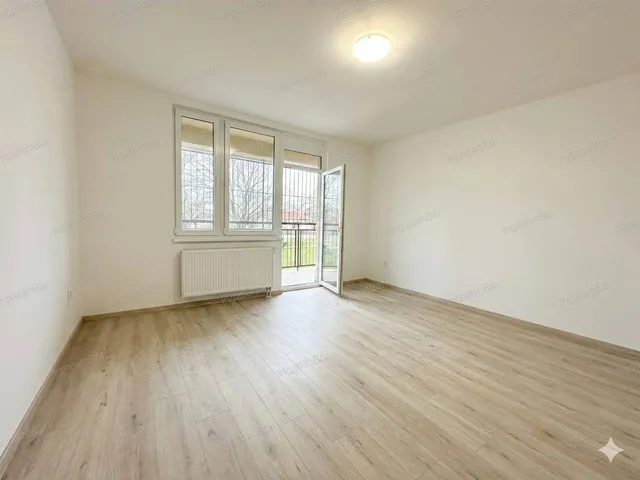 Eladó lakás Múcsony 57 nm