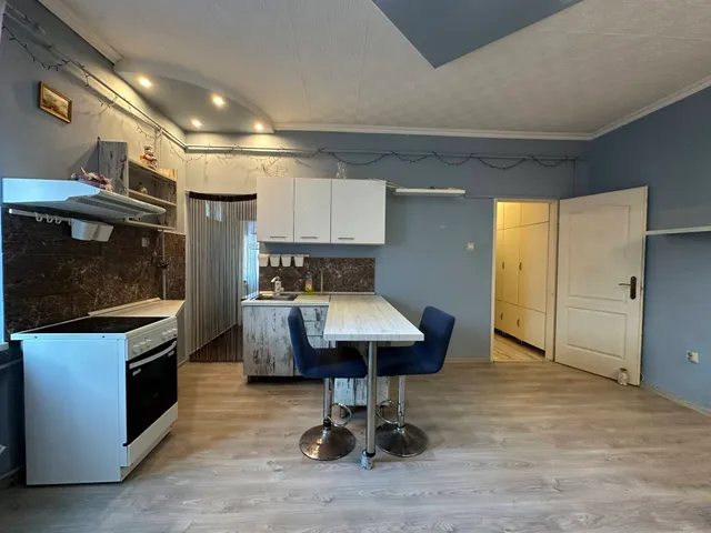 Eladó lakás Kazincbarcika 36 nm