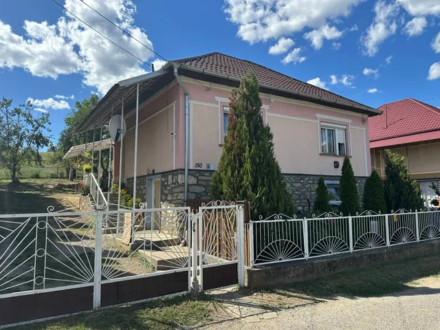 Eladó ház Szögliget 75 nm