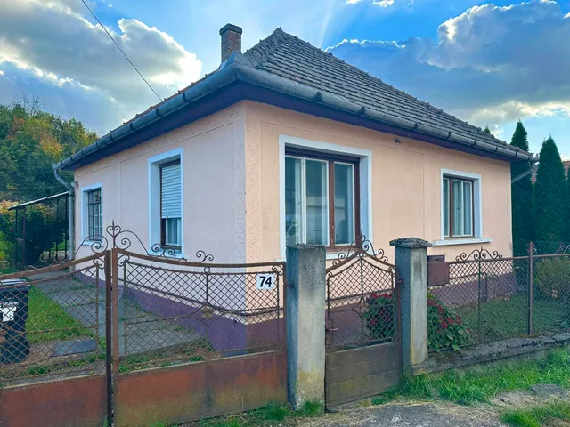 Eladó ház Alacska 85 nm