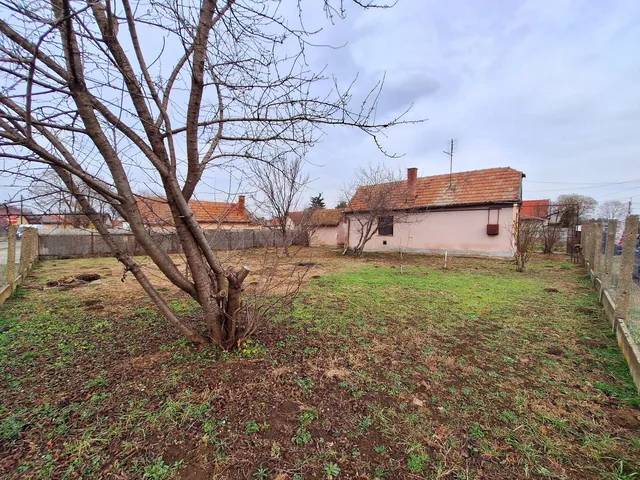 Eladó telek Debrecen 754 nm