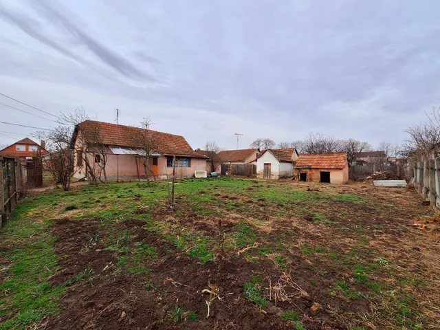 Eladó telek Debrecen 754 nm