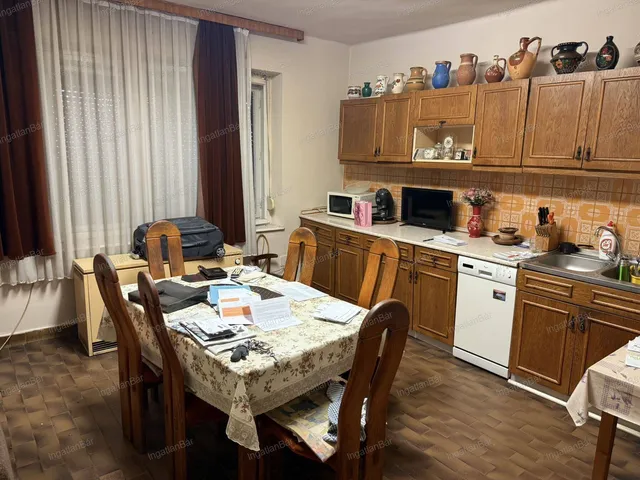 Eladó ház Vásárosnamény 200 nm