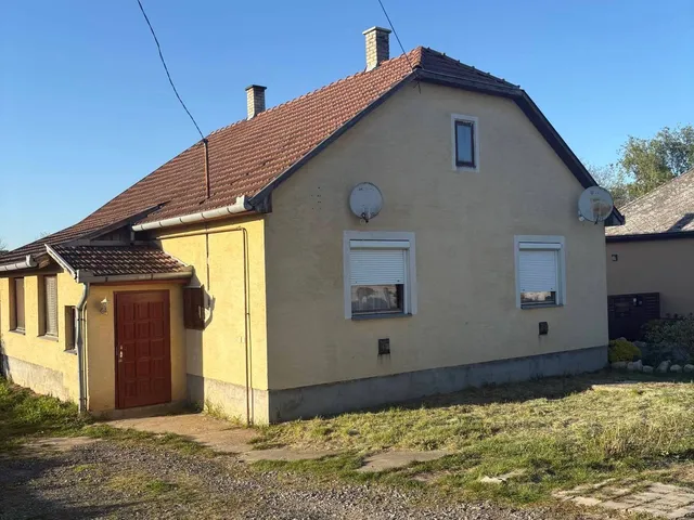 Eladó ház Olcsva 90 nm