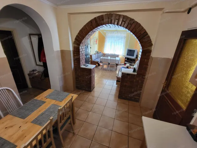 Eladó ház Bátorliget 79 nm